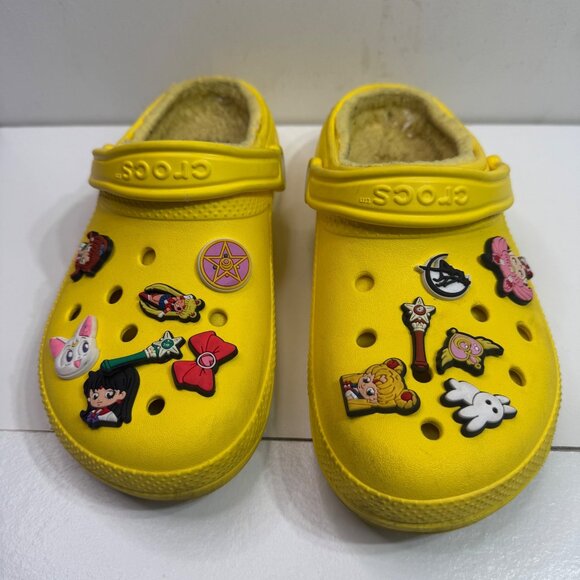 Crocs Unisex Size M7/W9 Yellow Warm Lined Clogs With Sailor Moon Jibbitz Charms - Picture 2 of 7